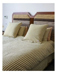 Pistachio Seersucker Quilt Cover in Green