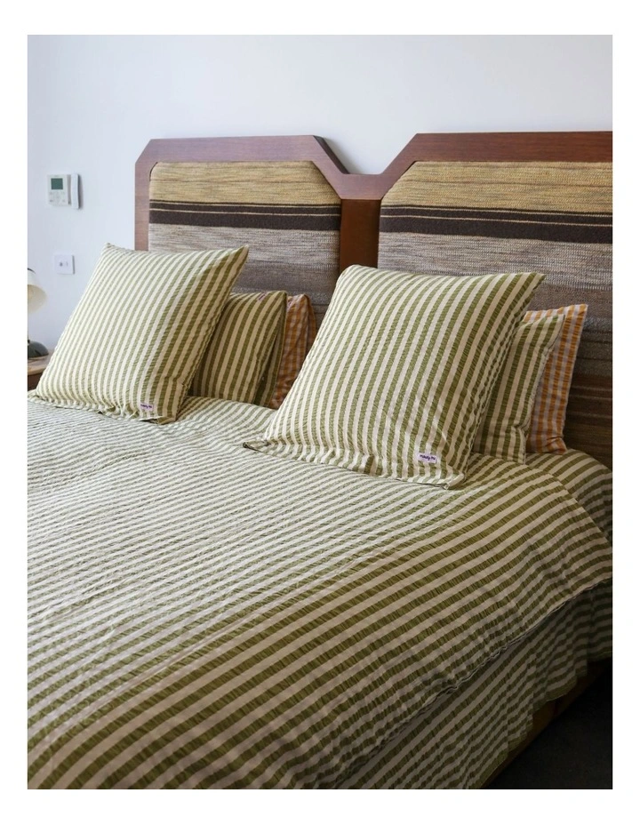 Pistachio Seersucker Quilt Cover in Green image 1