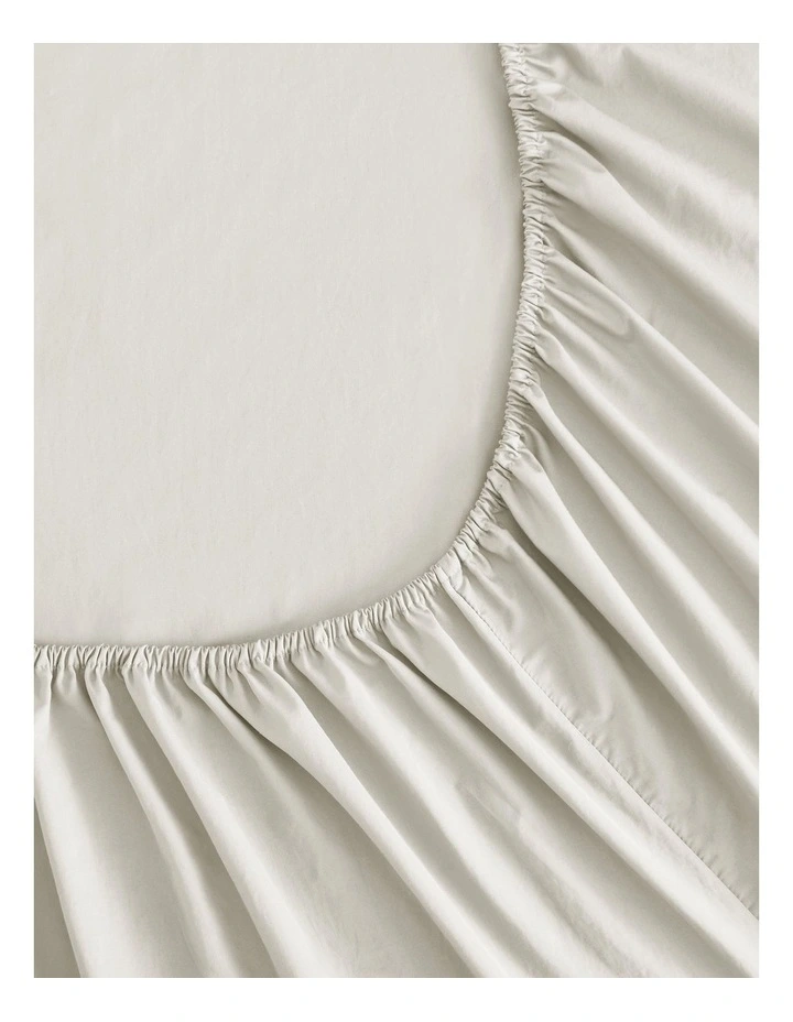 250 Thread Count Cotton and Recycled Polyester Blend Fitted Sheet Set in Silver Grey image 3