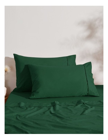 Hunter Green colour
