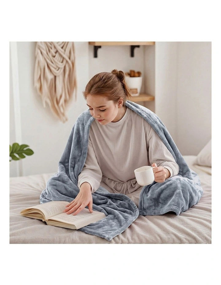 Bedra Electric Throw Rug Washable Heated Blanket Flannel Winter Warm Light Grey image 7