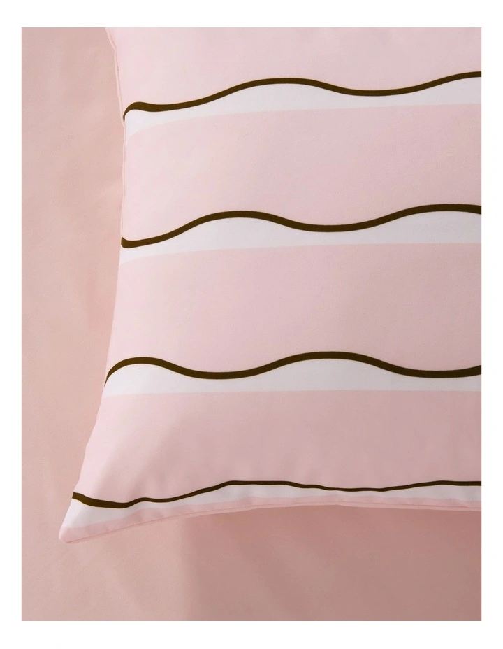 Dreamaker Noa Quilt Cover Set in Pink/Chocolate image 3