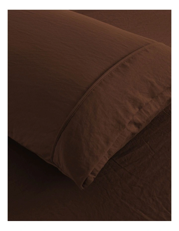 Dreamaker Superfine Washed Microfibre Combo Fitted Sheet Set in Chocolate image 3