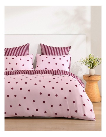 Pink/Plum colour