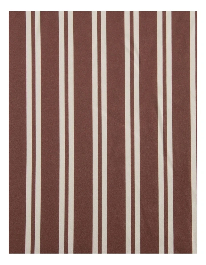 Dreamaker Pippa Reversible Quilt Cover Set in Natural/Chocolate image 5