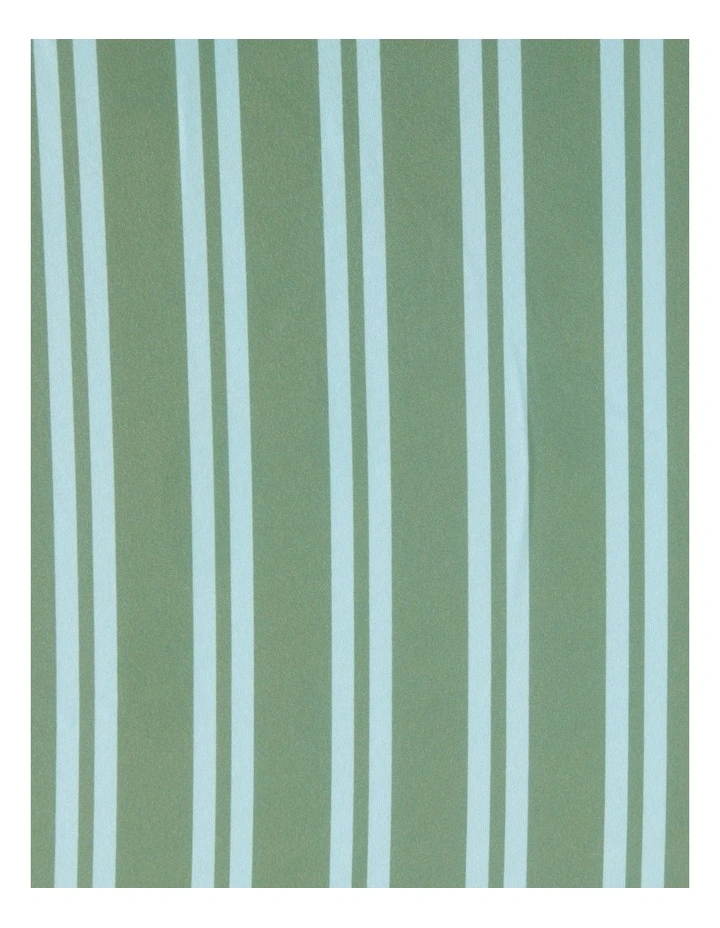 Dreamaker Pippa Reversible Quilt Cover Set in Sky/Green image 5