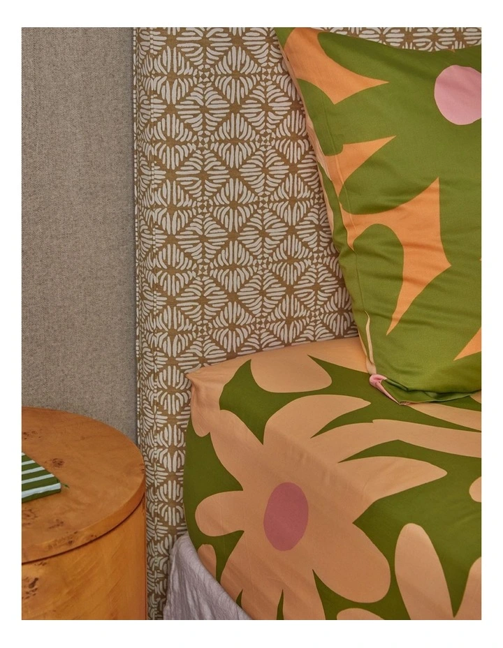 Marlo Olive Fitted Sheet - Single image 2