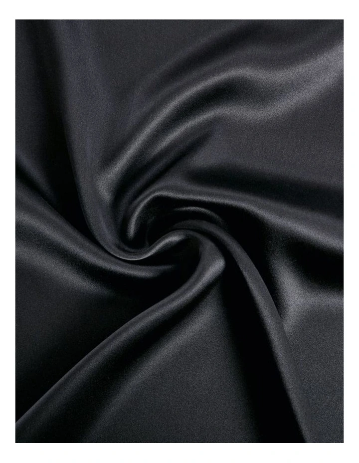 GIOIA CASA Mulberry Silk Pillowcases in Black 2 Pack image 3