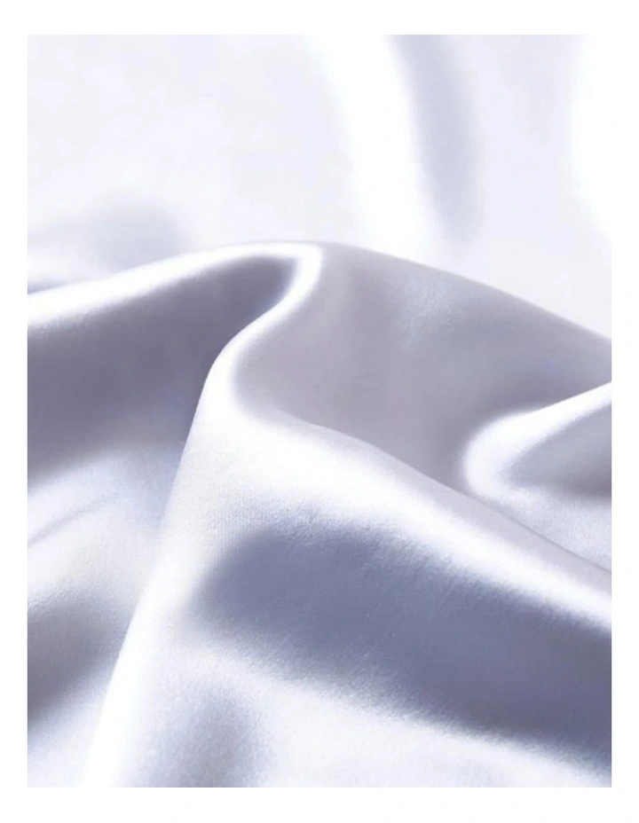 GIOIA CASA Mulberry Silk Pillowcase in Silver image 4