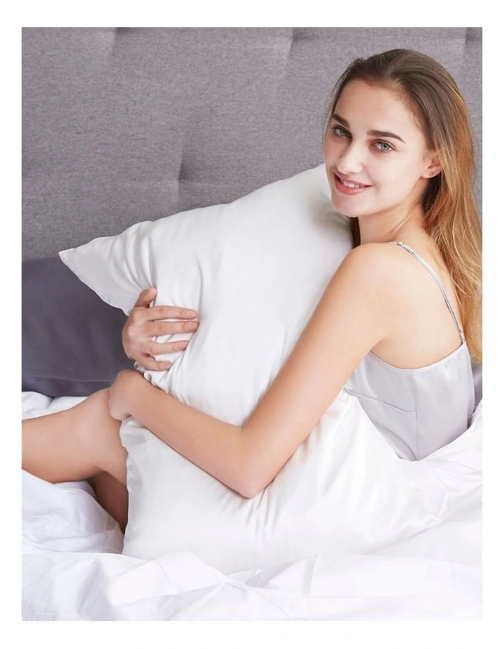 GIOIA CASA Mulberry Silk Pillowcases in White 2 Pack image 5