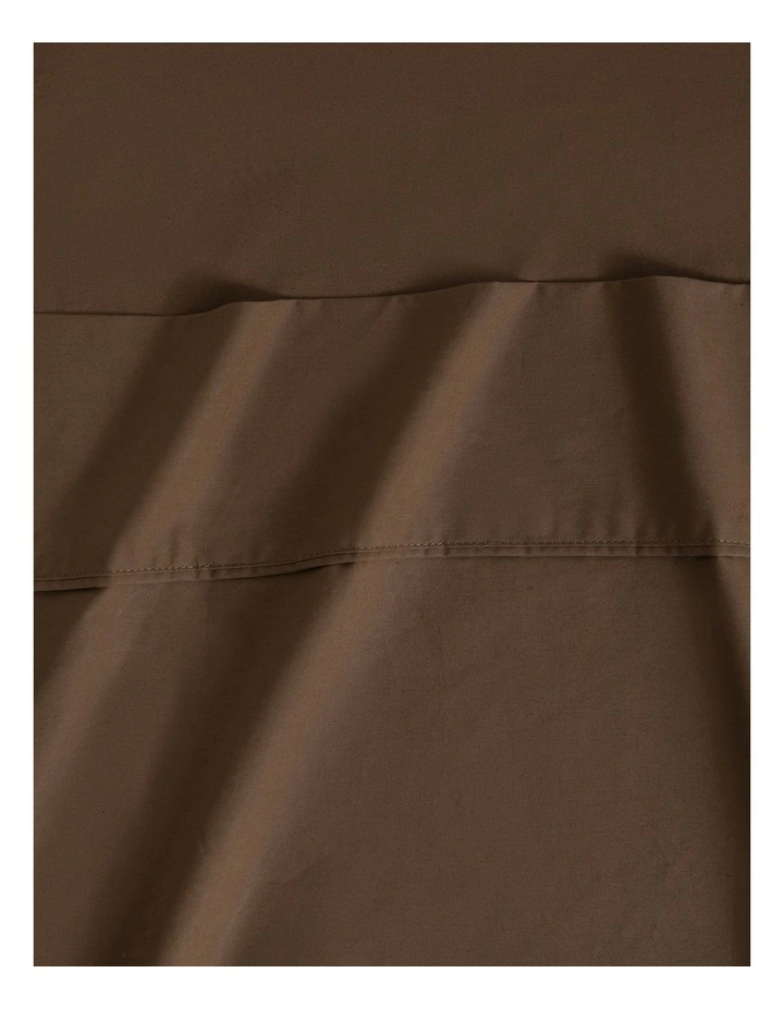 Dreamaker 300TC Cotton Percale Flat Sheet in Chocolate image 2