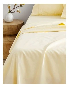 Dreamaker 300TC Cotton Percale Flat Sheet in Butter Yellow