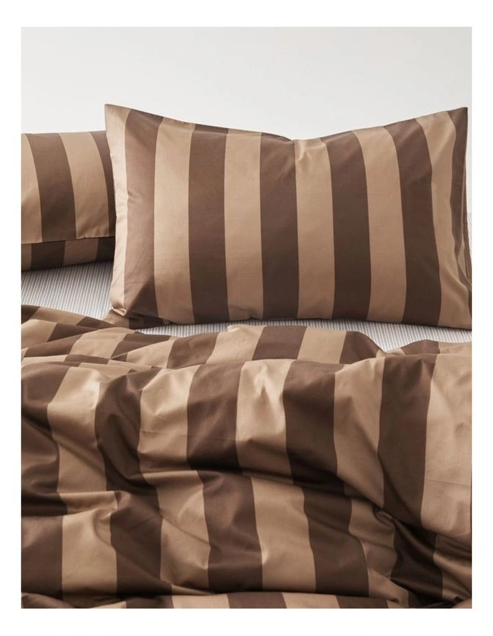 GIOIA CASA Eli Reversible Printed Cotton Quilt Cover Set in Brown image 2