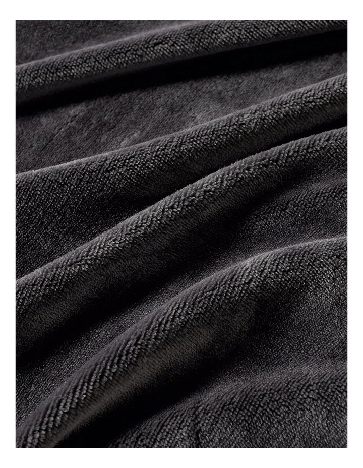 GIOIA CASA Teddy Sherpa Reversible Quilt Cover Set in Charcoal image 4