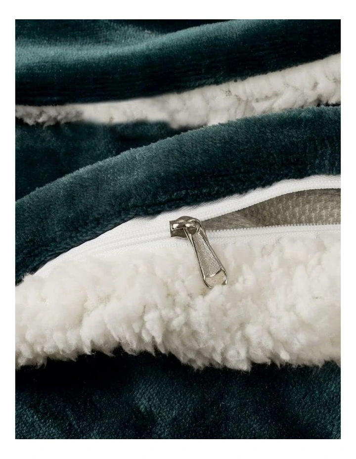 GIOIA CASA Teddy Sherpa Reversible Quilt Cover Set in Emerald Green image 3