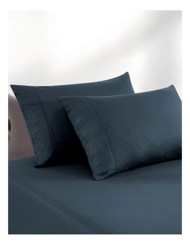 GIOIA CASA Vintage Washed Cotton Fitted Sheet Set in Dark Indigo image 3