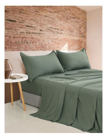 Khaki colour
