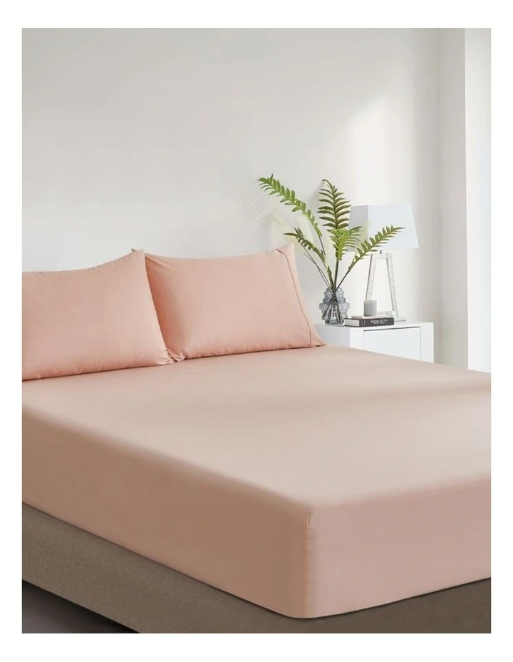 GIOIA CASA Vintage Washed Cotton Fitted Sheet Set in Pink image 2