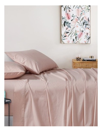 Pink colour