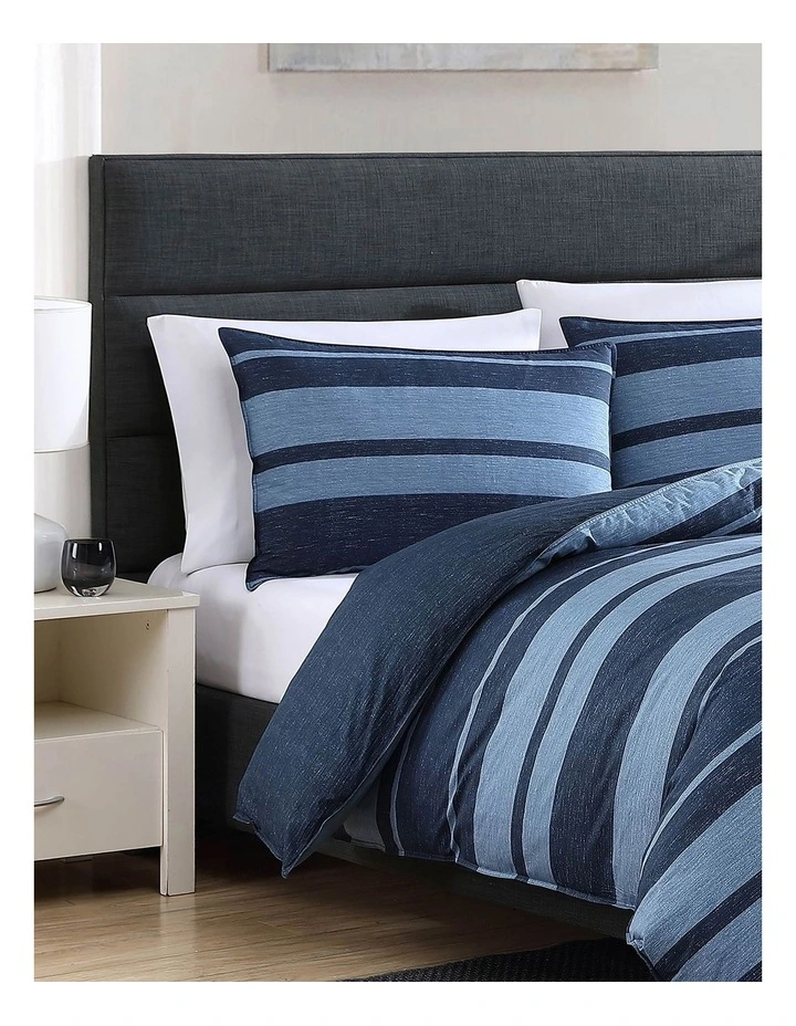 Longpoint Quilt Cover Set in Navy image 4