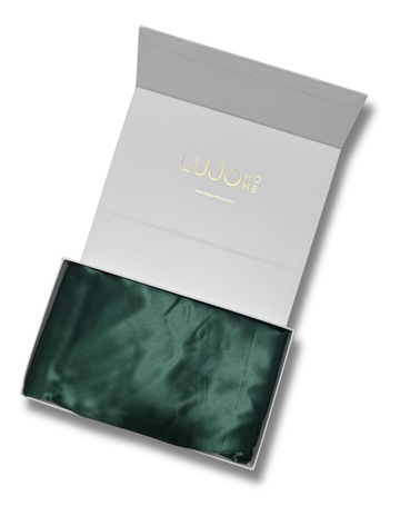 Emerald colour