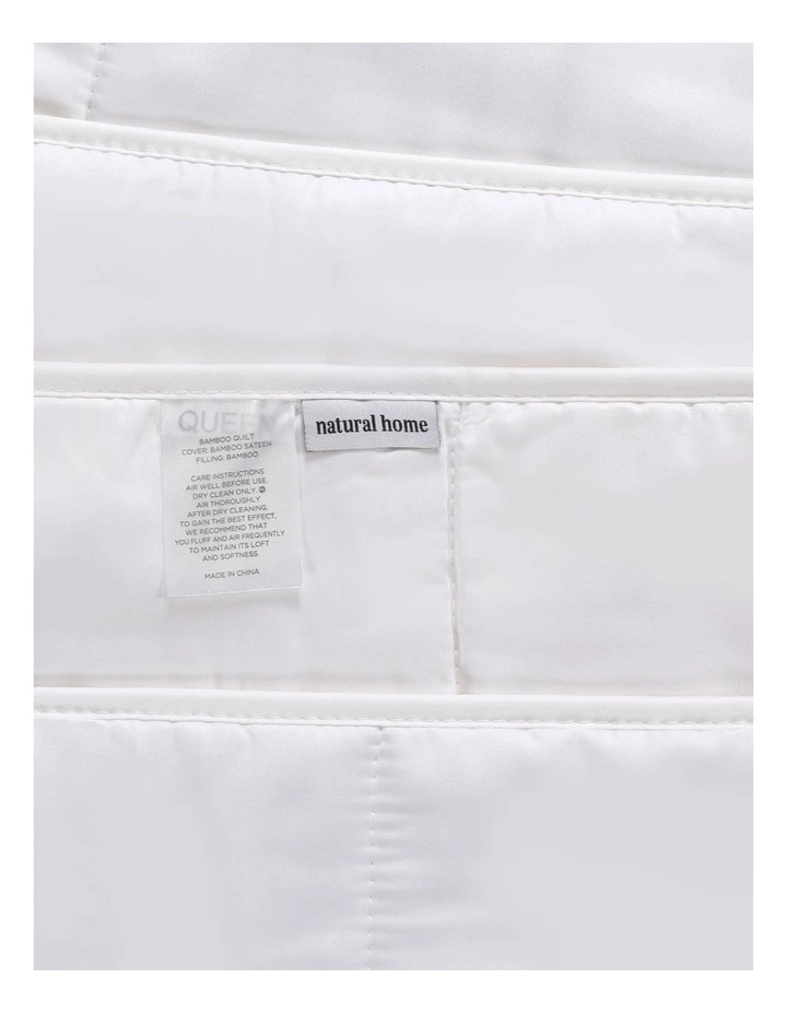 Natural Home Winter Bamboo Quilt 450gsm in White image 7