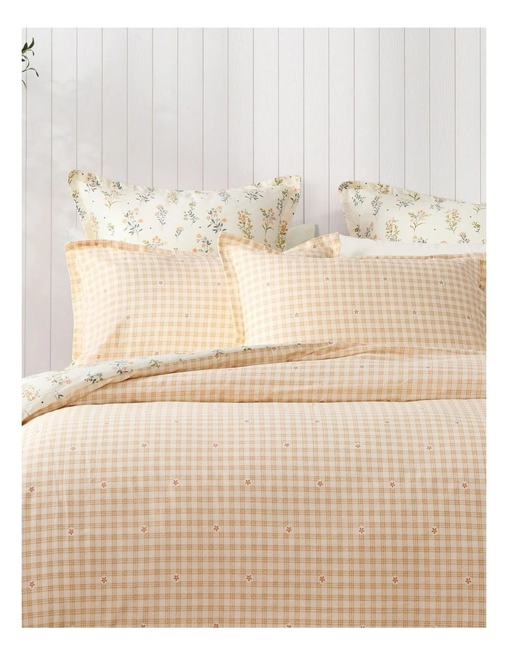 Dreamaker Wildflower Cotton Reversible Quilt Cover Set image 4