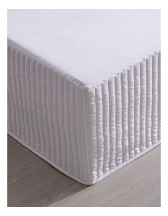 Dreamaker Quilted Valance in White
