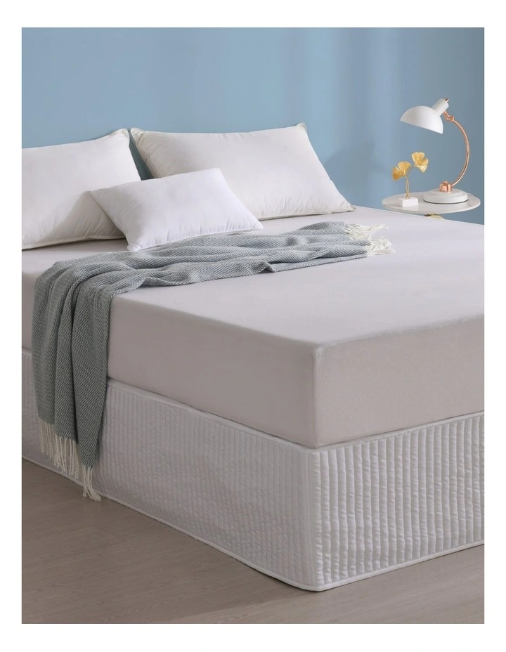 Dreamaker Quilted Valance in White image 2