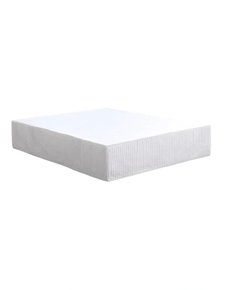 Dreamaker Quilted Valance in White image 4