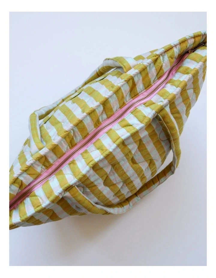 Pink Quartz Seersucker Quilted Bag image 4