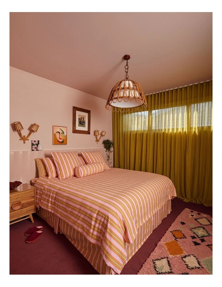 Sunrise Stripe Quilt Cover image 1