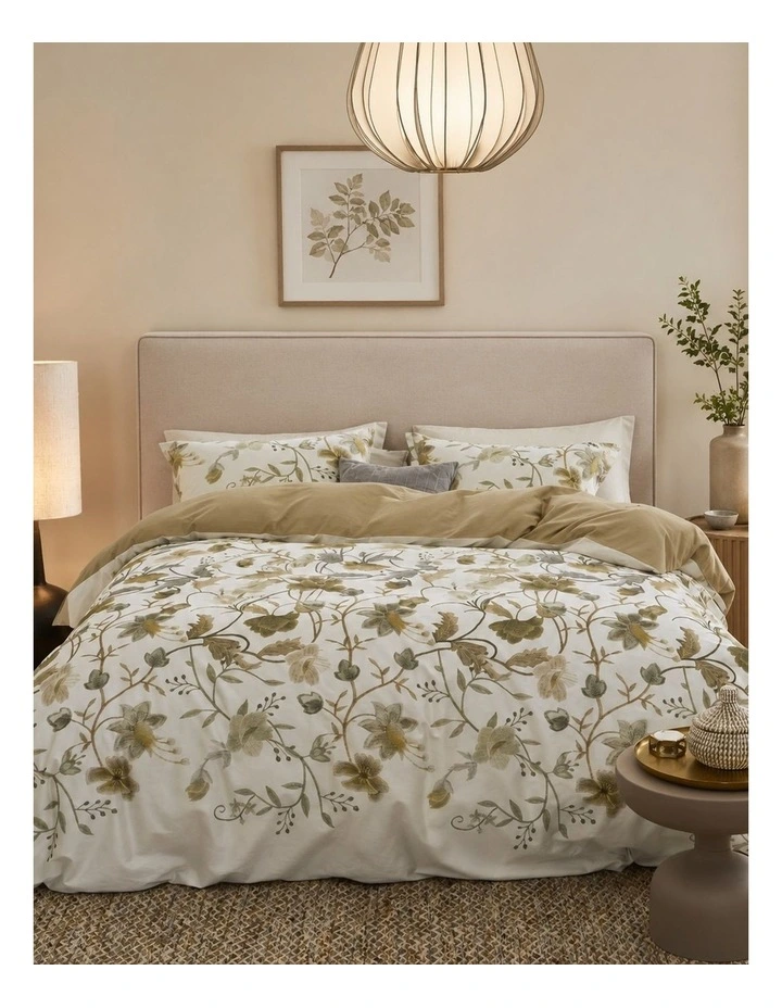 Bedding House Elizabeth Quilt Cover Set image 1