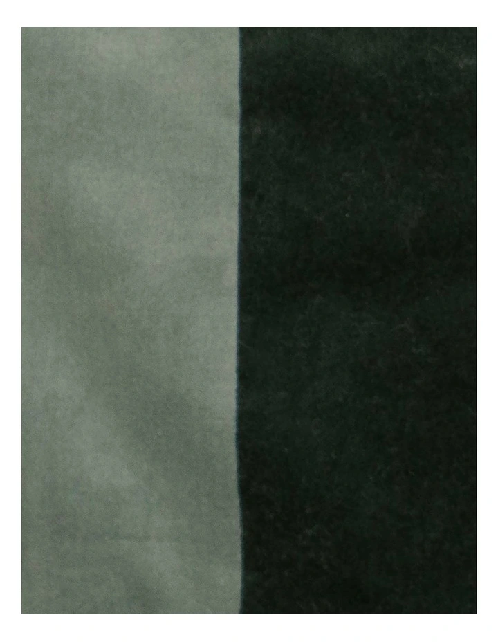 Cooper Rectangle Cushion image 4