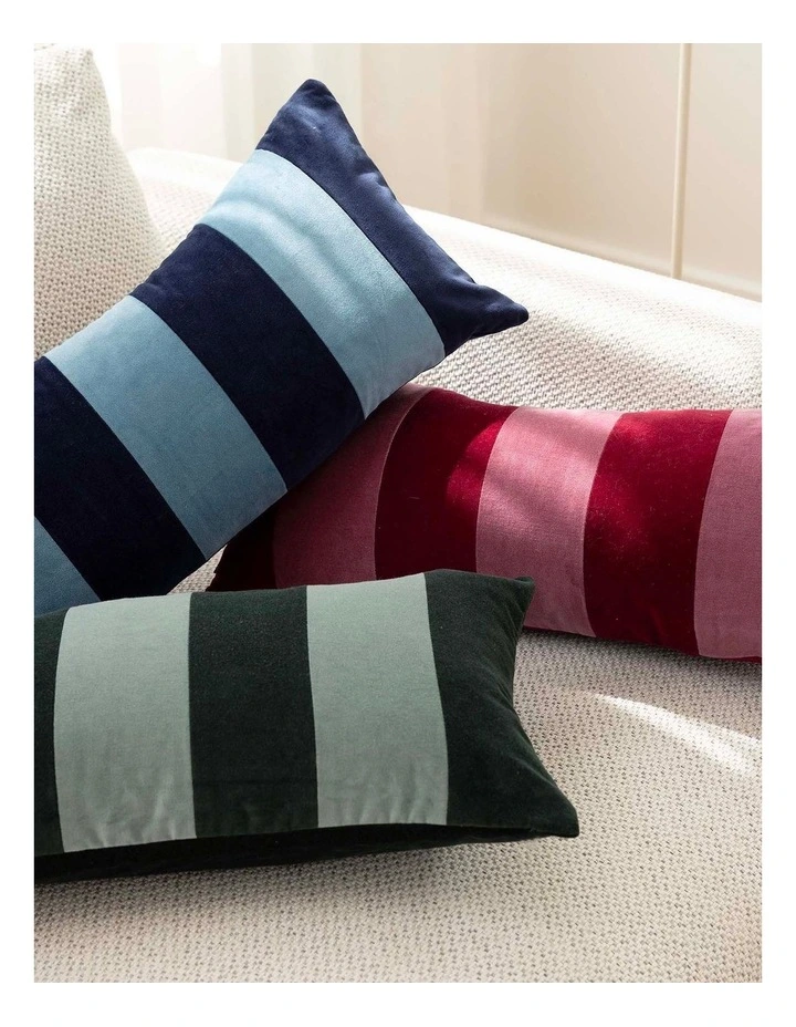 Cooper Rectangle Cushion image 5