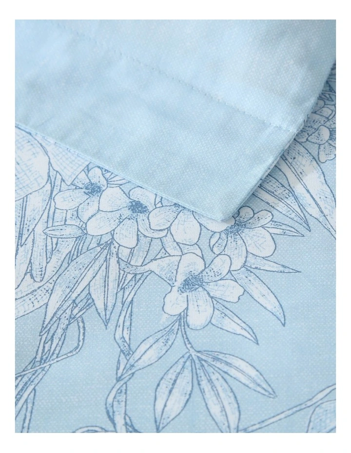 Jungle Toile Quilt Cover Set Blue King image 4