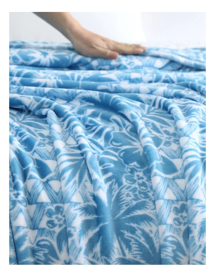 Lanikai Fronds Throw Medium Blue 152x178cm image 2