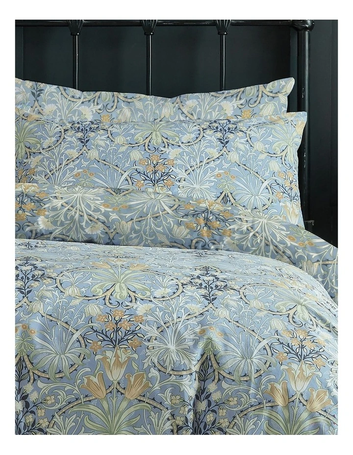 Woodland Weeds Quilt Cover Set Gold Queen image 2
