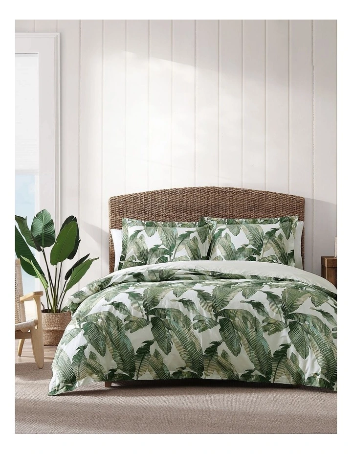 Fiesta Palms Quilt Cover Set Green Queen image 1