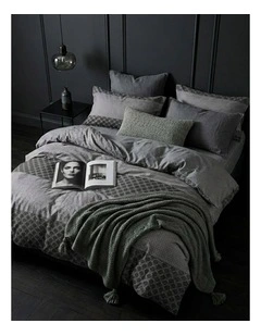 Bowen Quilt Cover Set Multi King