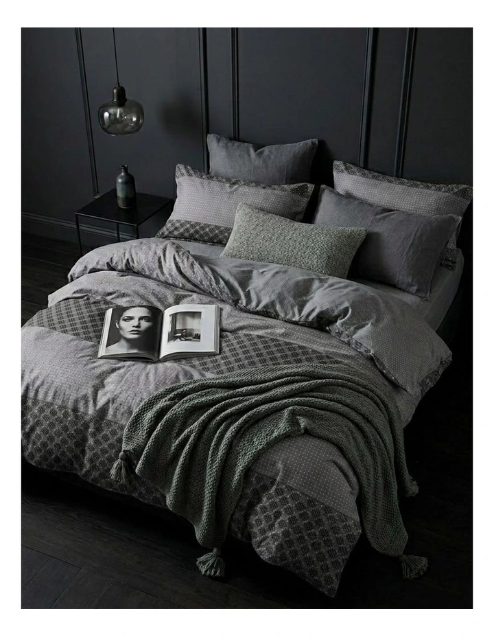 Bowen Quilt Cover Set Multi King image 1