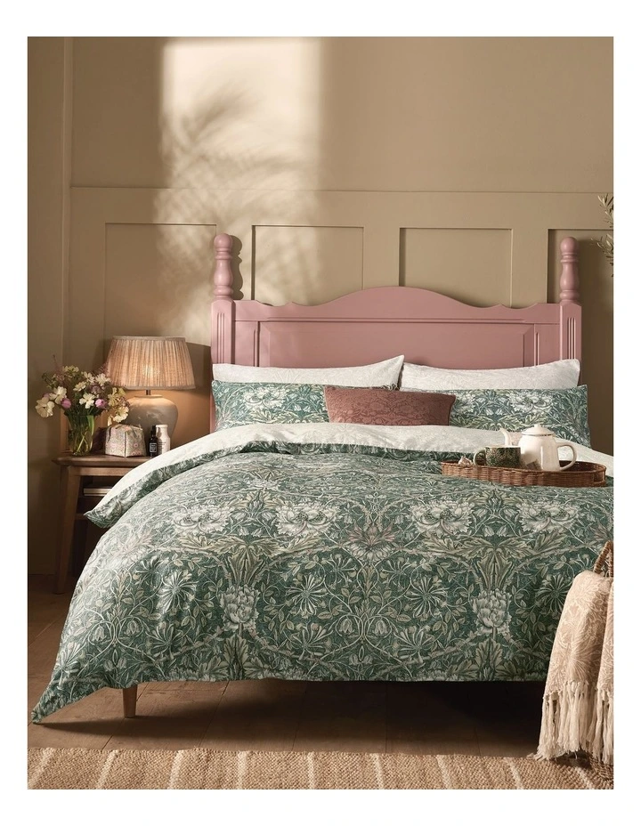 Honeysuckle & Tulip Quilt Cover Set Sage/Plaster King image 1