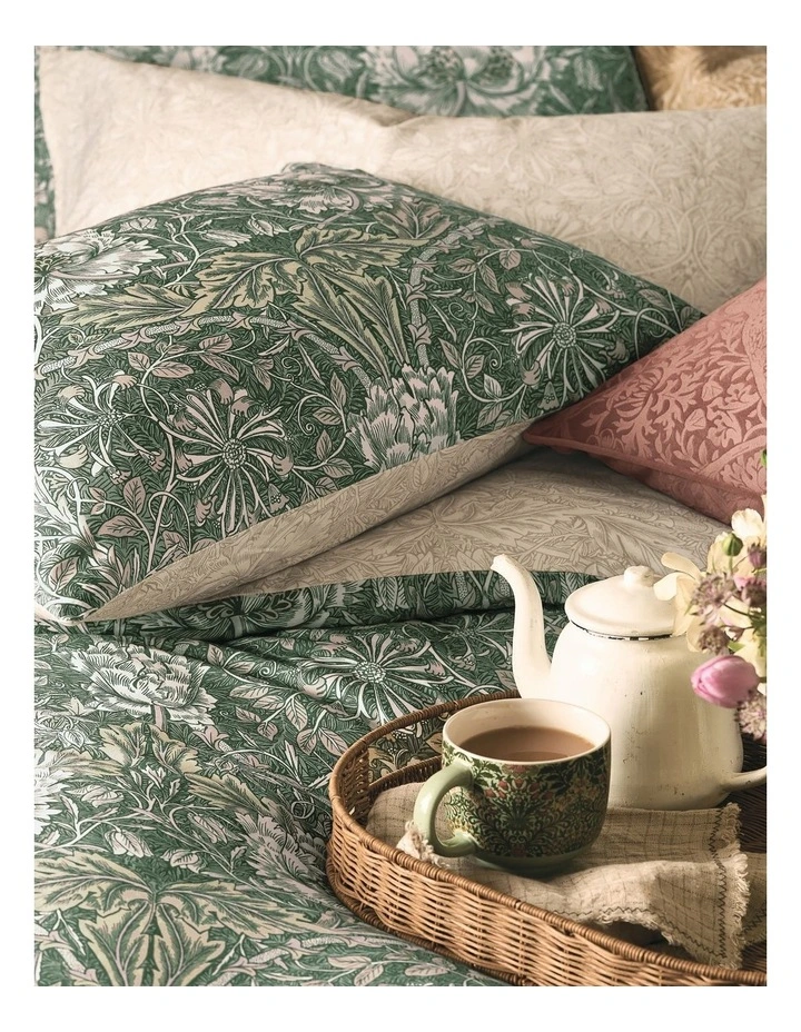 Honeysuckle & Tulip Quilt Cover Set Sage/Plaster King image 3