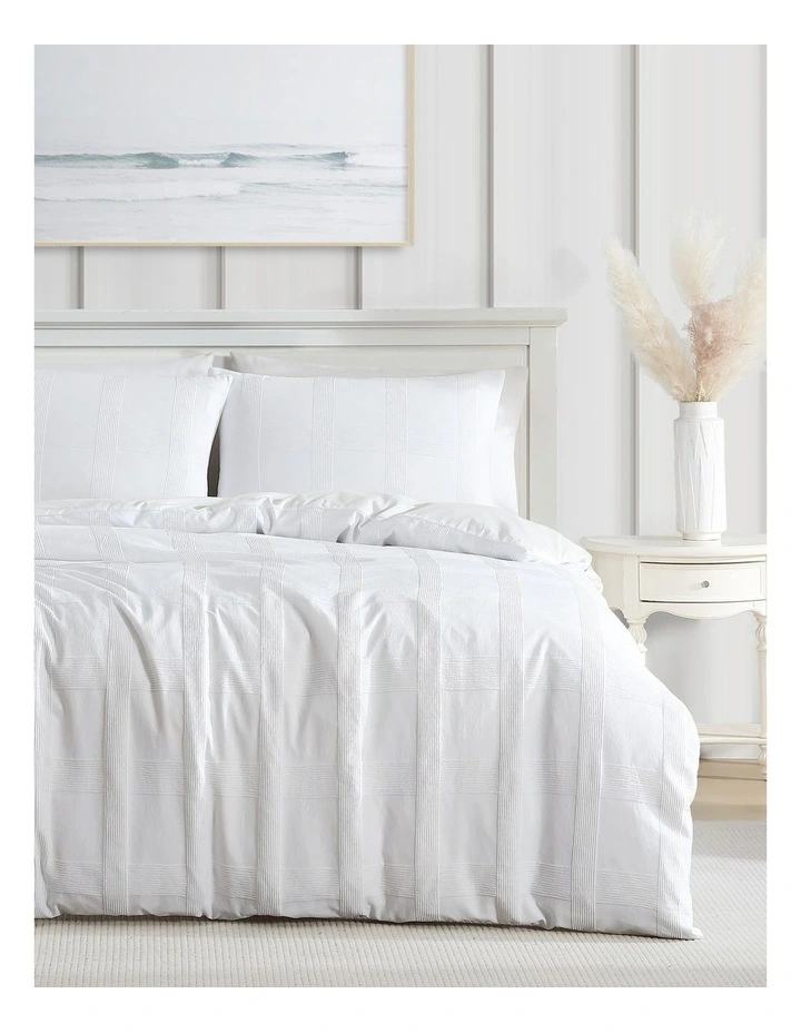 Shiloh Textured Quilt Cover Set White Queen image 1