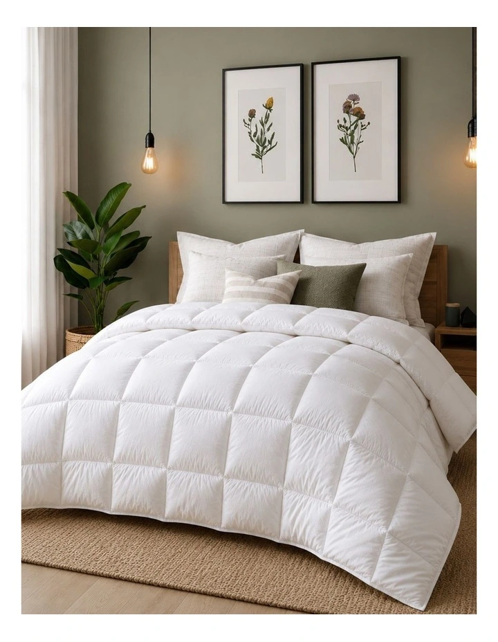 Royal Comfort 800GSM Wool Blend All Seasons Quilt 60% Wool Cotton Cover image 2