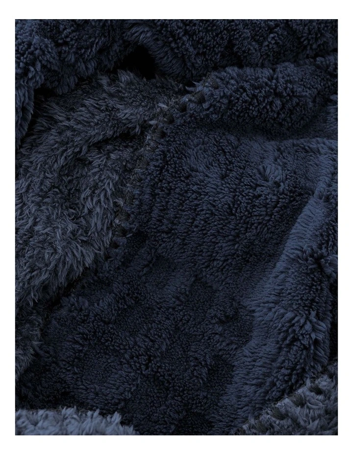 Lattice Sherpa Fleece Blanket image 3