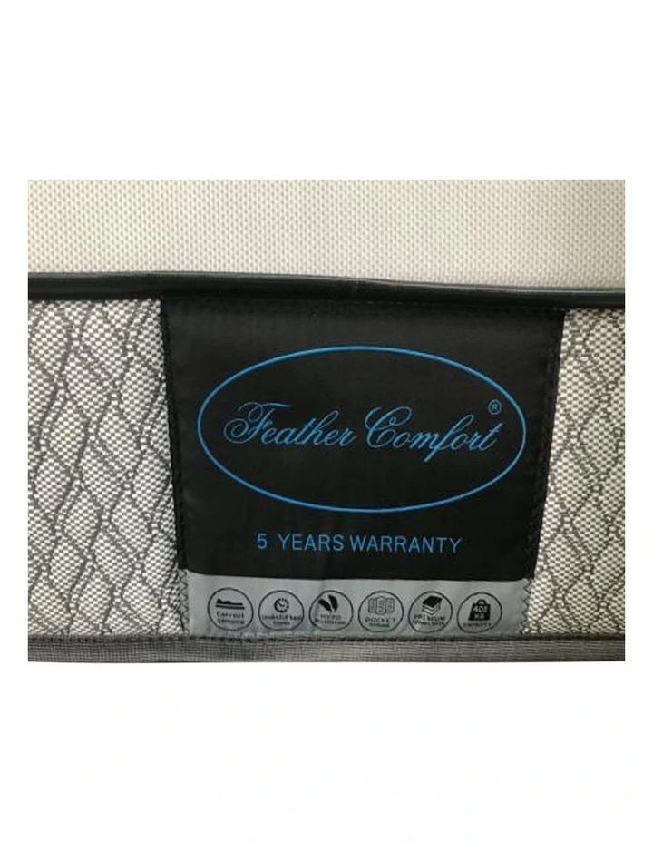 Gel Memory Foam Queen Mattress in White image 4