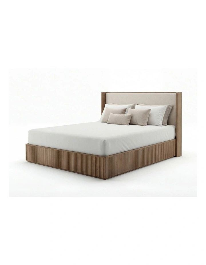 Bedroom Suite 4 Piece in oak image 5