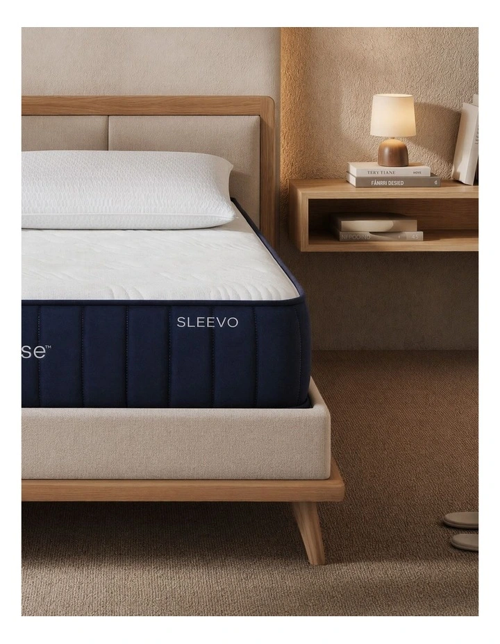 RoomSense Queen 30cm Medium Firm Latex Mattress Bundle with 2 Pillows image 6