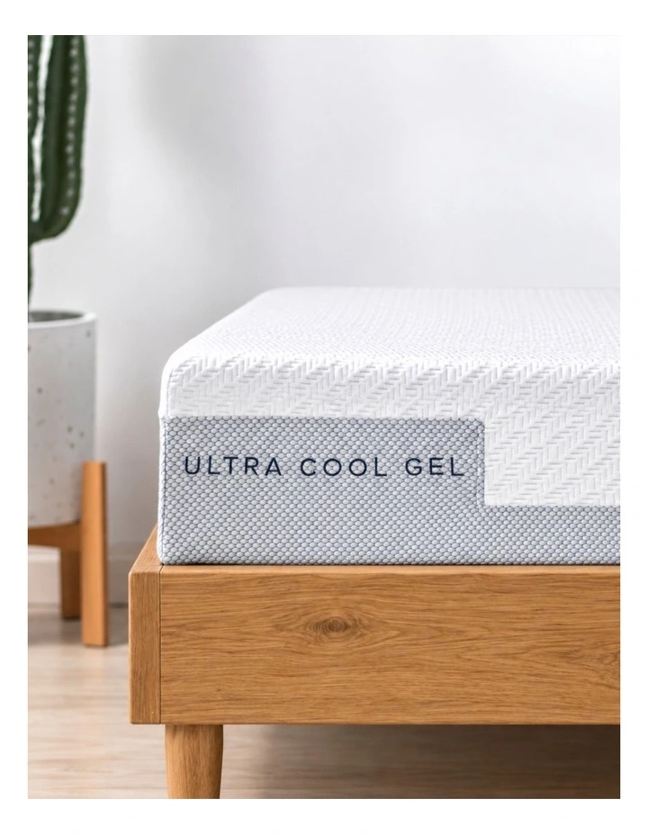 Ultra Cool 7-zone Gel Memory Foam 20cm Medium Soft Mattress image 3